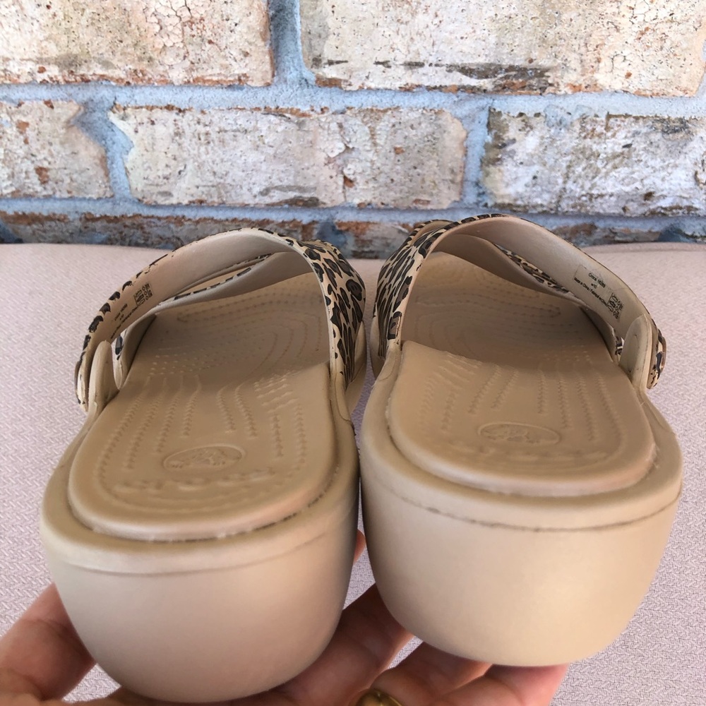 Crocs Patricia Tan Brown Leopard Wedge Slip On Sandals Women's Size 10 - Picture 7 of 13